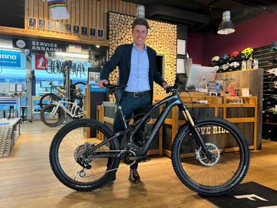Happy E-Bike customer