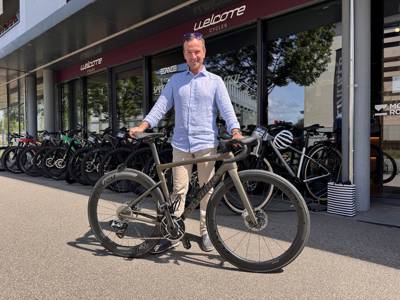 Happy Road/Gravel customer