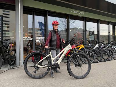 Happy E-Bike customer