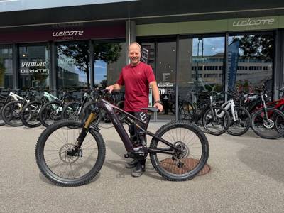 Happy E-Bike customer