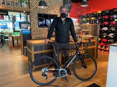 Happy Road/Gravel customer